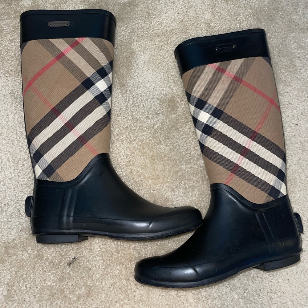 100% Authentic Burberry Rain Boots